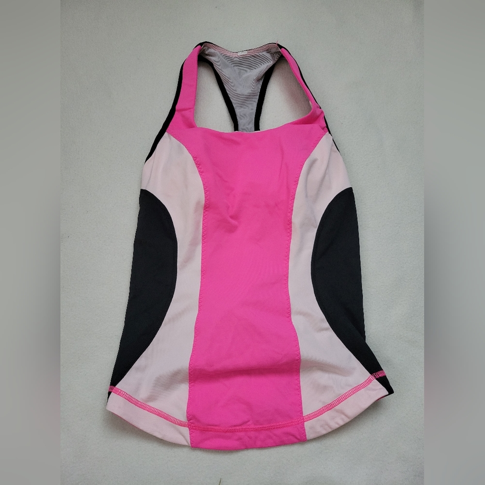 Lululemon top